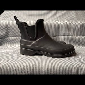 Waterproof ankle boots size 8